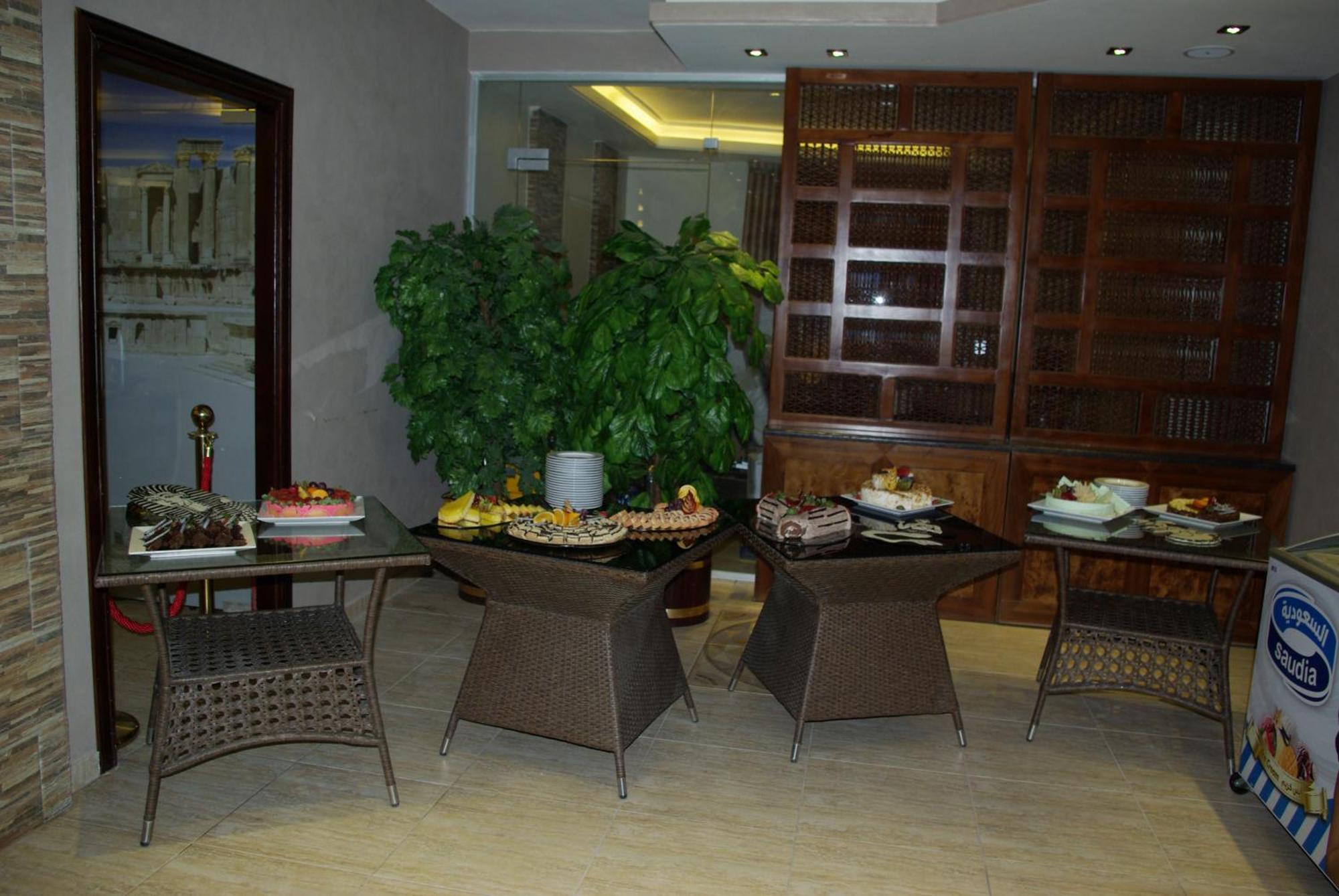Seven Wonders Hotel Wadi Musa Bagian luar foto